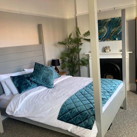 Stylish Flat In Yeovil Somerset Eksteriør bilde