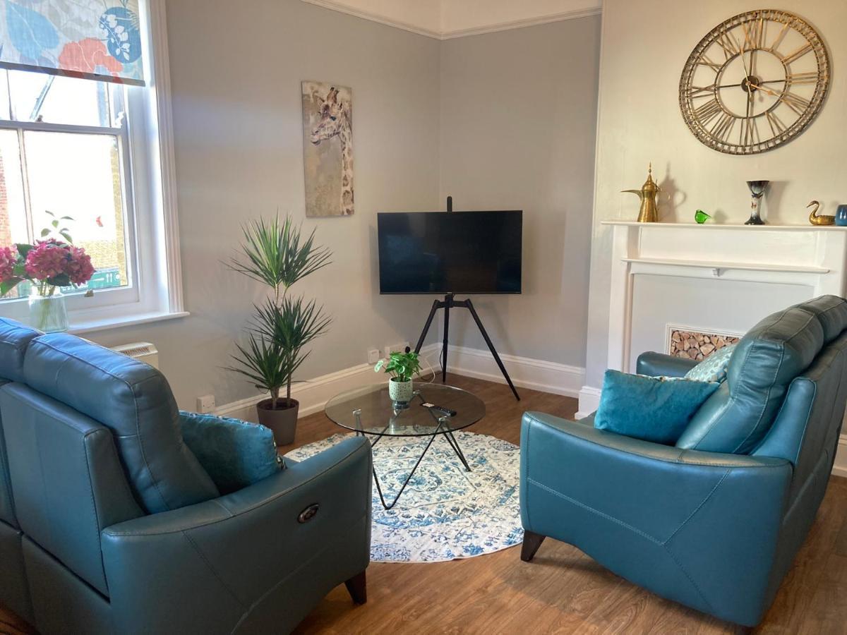 Stylish Flat In Yeovil Somerset Eksteriør bilde